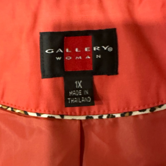 Gallery swing coat from Nordstrom’s. EUC size 1X fully lined, French cuffs. - Picture 9 of 10